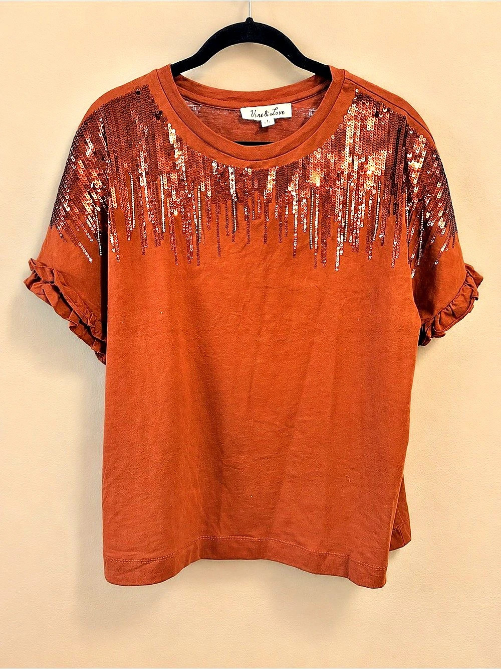 Vine & Love Sequin Sleeve Top in Brown Size Medium Like New
